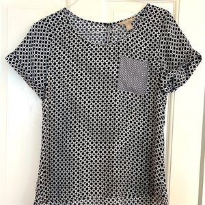 Banana Republic lightweight black and white top